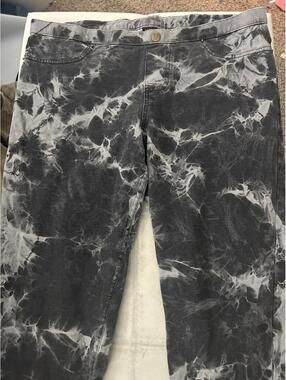 MeMoi Women's Grey and Black Jeans